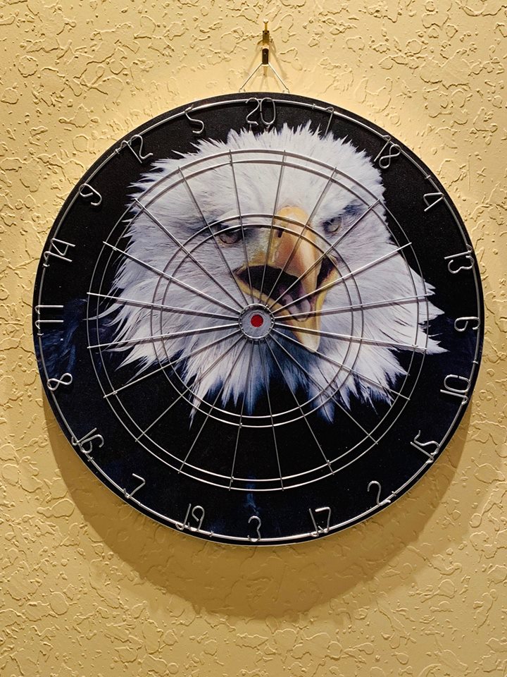 dart board of eagle